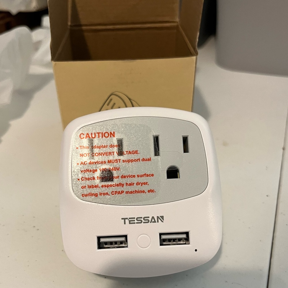 💢 2 FOR $14 💢NWT Type H Travel Adapter